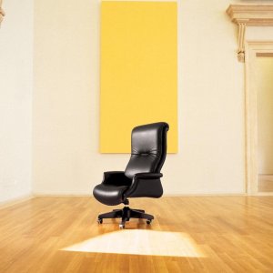 Boss chair G7 by Mascheroni with high back in natural Italian leather