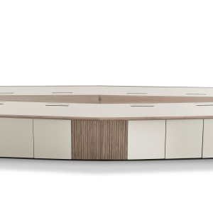 Table height of 73 centimetres