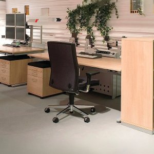 High back office chair mr.24 in black leather with chrome neck support stem