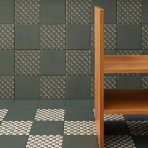 Dintorni Bandiere pattern in the Neve Sole and Ombra variants