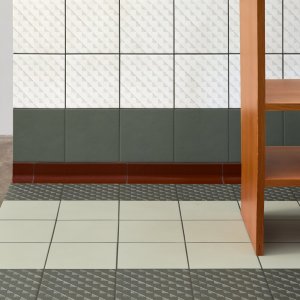 Dintorni installation with a two millimetre joint