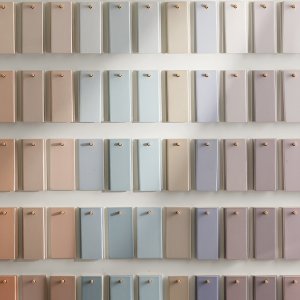 The eight Otto shades from Latte to Acqua in a row