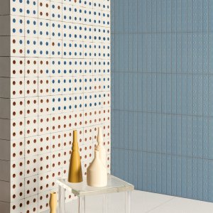 Sideboard made of Bloc Blue blocks with wooden top