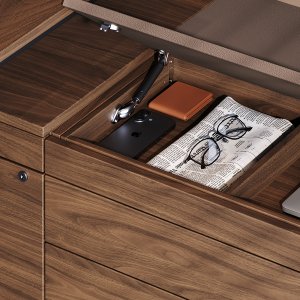 Cabin furnished with the Ono desk and Ono meeting table