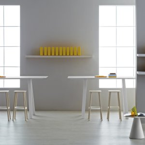 Steel cable channel under the top of the Arki-Table ARKW9