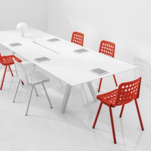 Sound-absorbing DSP divider panel on an Arki-Table workstation
