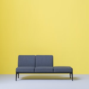 Polished aluminium LU frame under a Social seat
