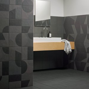 Random pattern floor laid with Puzzle