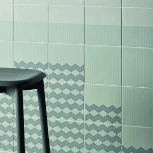 Tape collection Zigzag Green graphic in glazed stoneware