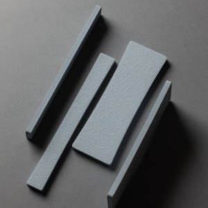 Bottone S shown in Blu