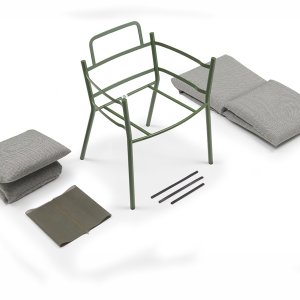 Patented removable cushion cover of the Brezza chair