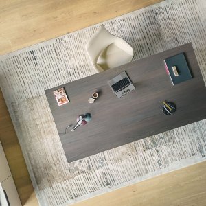 Sedus se:vision workstation with coordinated storage