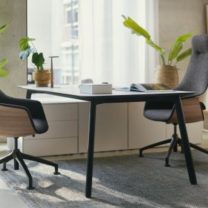 19 mm MDF top with black 30 degree bevel on se:vision