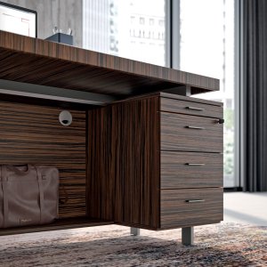 Striped ebony veneer on the X9 executive desk