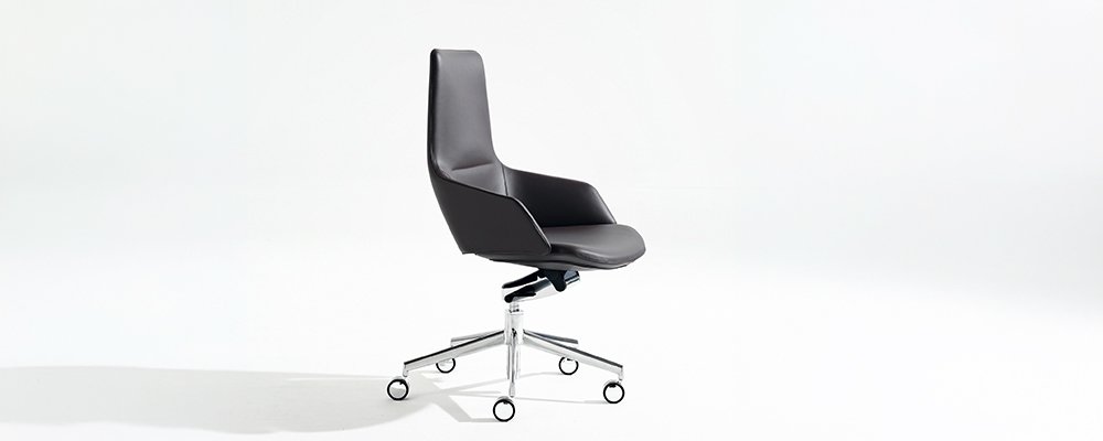 Visitor chair