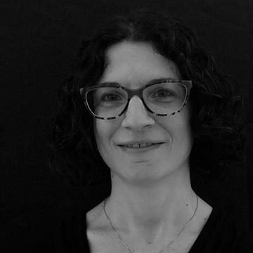 Laura Olivieri, sales and customer care at La Mercanti